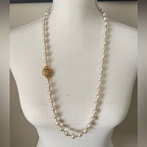 CHANEL Vintage Gold CC Medallion Coin Faux Pearl Necklace